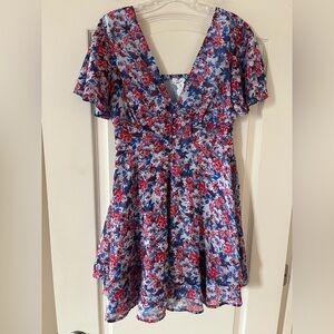 Japna Red/Blue Floral V-Neck Dress with button Detail women’s size medium